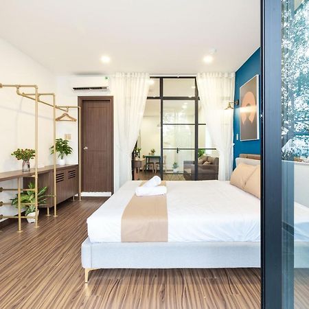 Cozrum Smart - First Target Hotel Хошимин Экстерьер фото