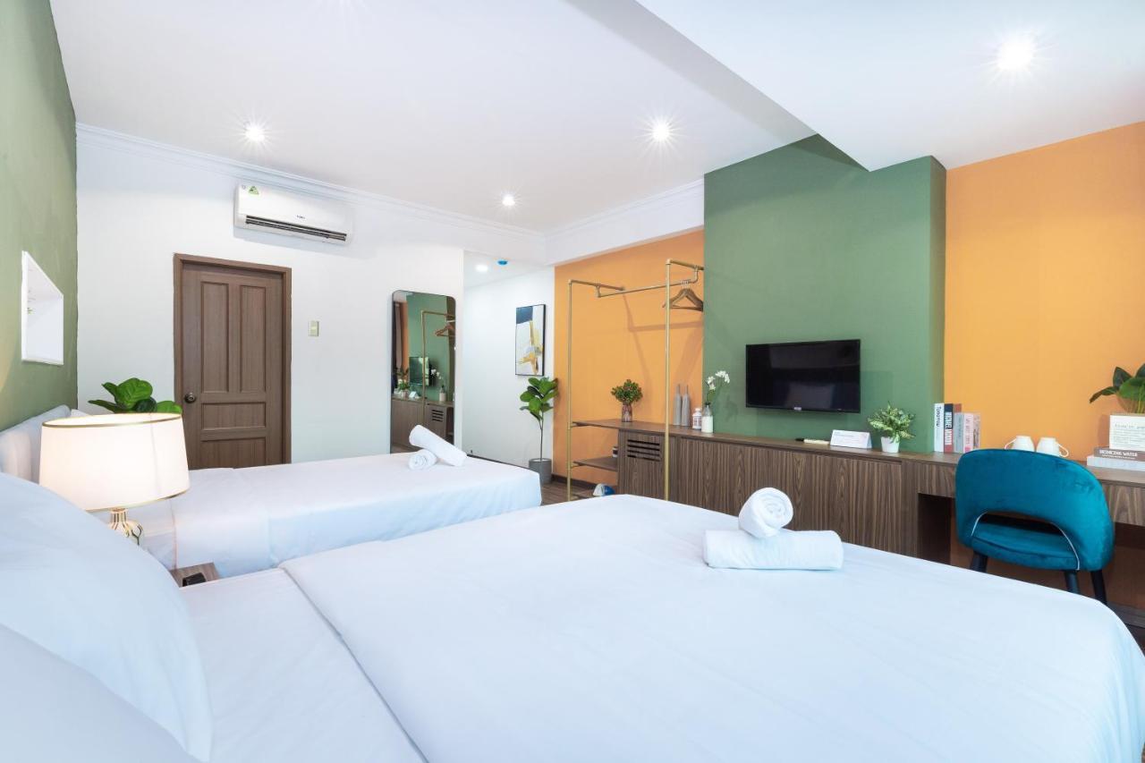 Cozrum Smart - First Target Hotel Хошимин Экстерьер фото