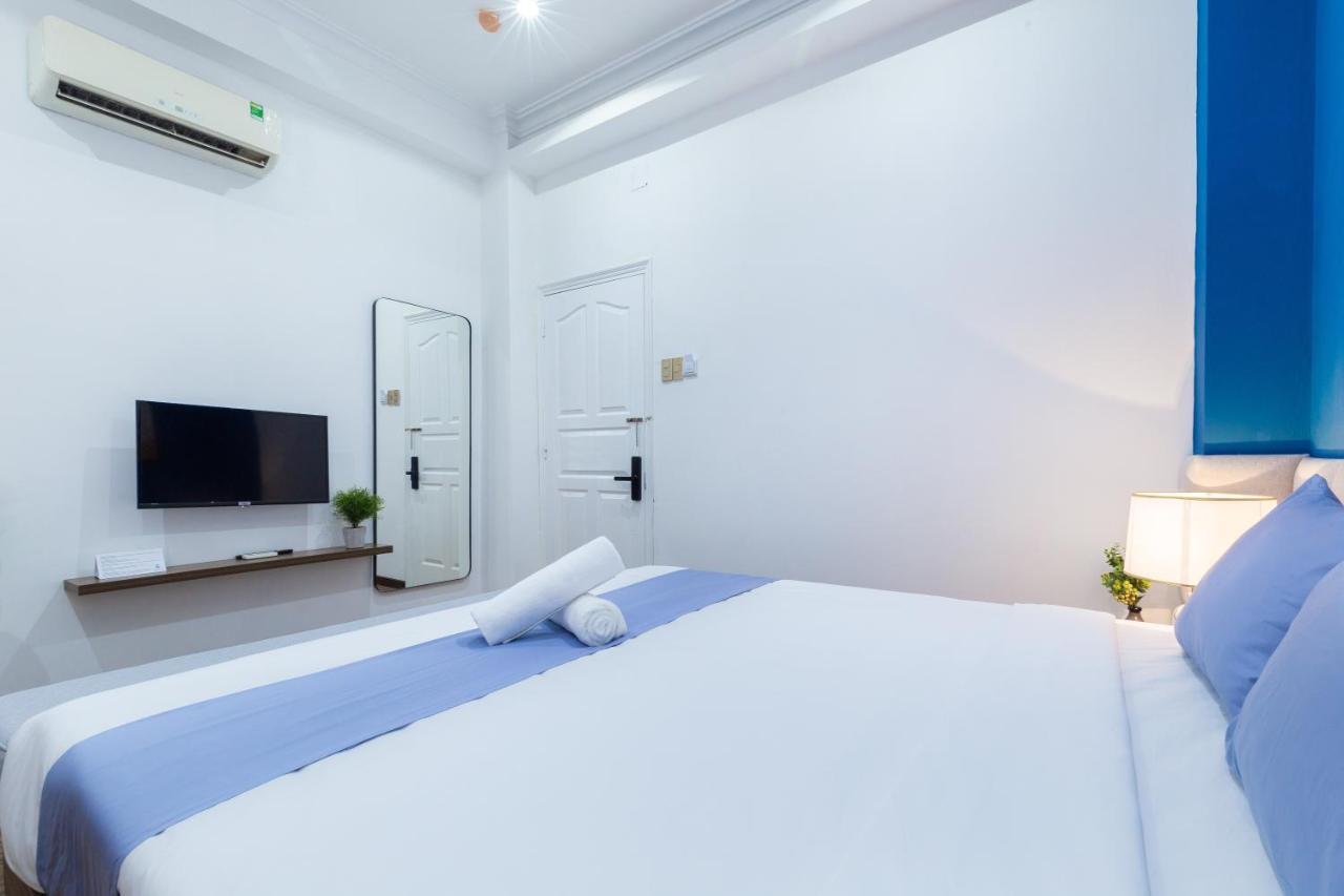 Cozrum Smart - First Target Hotel Хошимин Экстерьер фото