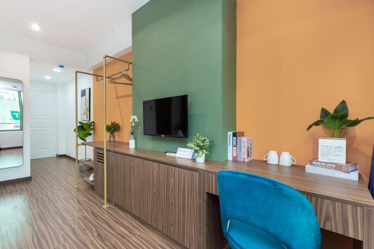 Cozrum Smart - First Target Hotel Хошимин Экстерьер фото